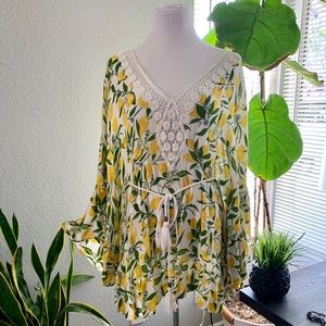 Yellow lemon print cover up sm tear worn once